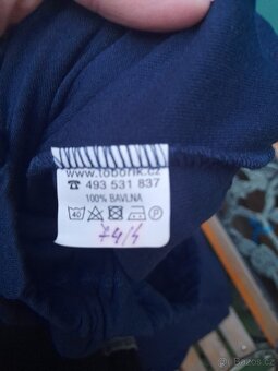 České tepláky.
Vel. 5xl
1 ks - 155Kč - 4