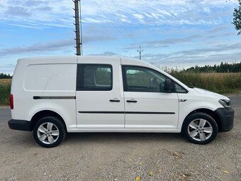 VW Caddy Maxi - 5 míst - top stav - 4