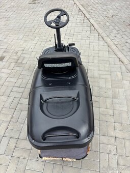Zahradní trakturek RIDER 6100E - 4