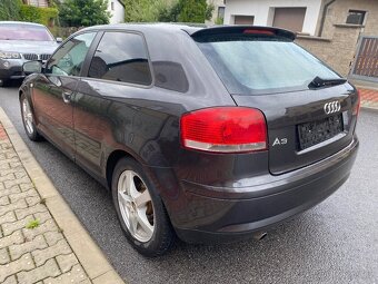 Audi A3 1.6I 75kW klimatizace - 4