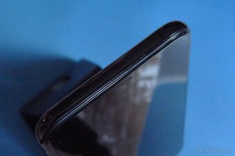 Apple iPhone XS 512GB baterie 78% - 4