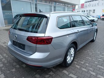 VW Passat B8 Variant TDI 110kW DSG 90tkm - záruka Autodraft - 4