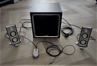 ZÁNOVNÍ PHILIPS MULTIMEDIA SPEAKER SYSTEM MODEA SPA 9300/00 - 4