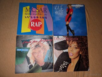 Nabízím k výměně nebo k prodeji vinylové desky 80 LET - 4