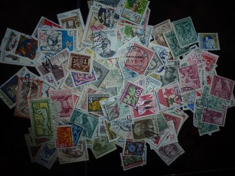 Poštovní známky Československo přes 1300 ks - 4