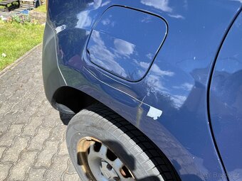 Dacia Duster 4x2, rok 2013, benzín 1.6, najeto jen 83.489 km - 4
