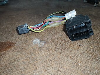 Pioneer DEH-1600UBG - 4