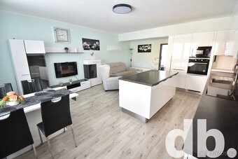 Prodej byty 3+kk, 110 m2 - Karlovy Vary, ev.č. 01641 - 4
