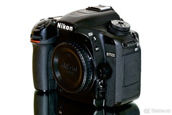Nikon D7500 20 tis expozic TOP STAV - 4