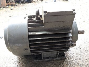 Elektromotor MEZ Mohelnice 2,2 kW - 4