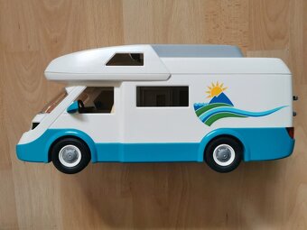 Playmobil 70088 Rodinný karavan - 4