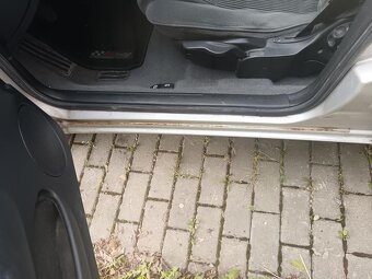 Alfa Romeo 156 2.4 JTD SW - 4
