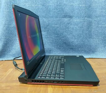 Prodám DELL Alienware 17 R4/I7-7700HQ - 4