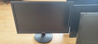 Monitory kancelářské 11x - 22 palců Asus, Acer, Philips - 4