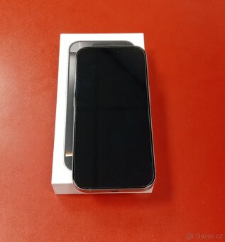 Apple iPhone 16 Pro 256GB záruka Mironet 23,5 měs. - 4