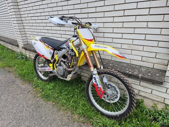 Suzuki RMZ 450 - 4