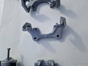 E91 330xd N57 zadní třmeny po repasu - 4