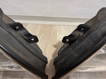 Světlomety Kia Sorento - 4