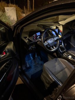 Ford Kuga 1.5 Ecoboost - 4