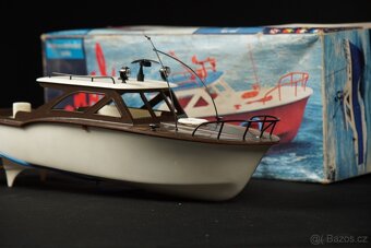 Retro loď Coral na kabelové ovládání, Mehanotechnika,funkční - 4