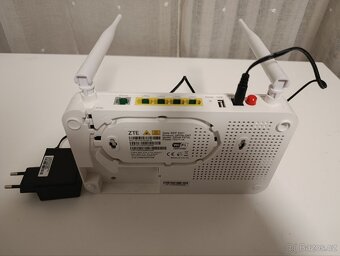 Dvoupásmový bezdrátový modem ZTE F670L - 4