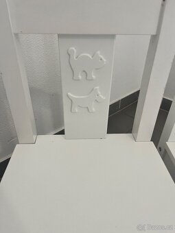 Dětský stolek se židličkami Ikea - 4