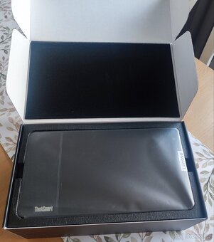 Lenovo ThinkSmart View – 8" Smart Display, nový - 4
