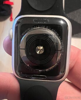 Apple Watch 5 - 4