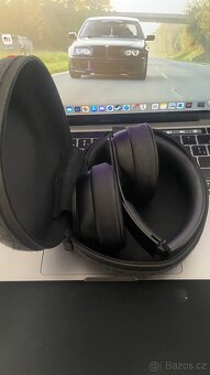 BEATS SOLO PRO WIRELESS - 4