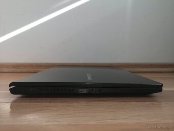 Čtyřjádrový notebook Asus VivoBook X1500E - 4