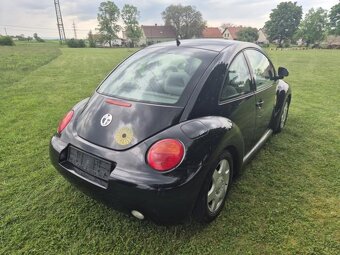Prodám Volkswagen New Beetle 2.0i 85kw - NAJETO 92734 km - 4