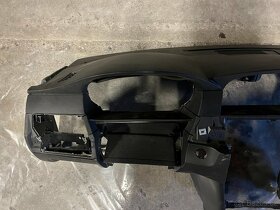 PALUBNÍ DESKA VOLKSWAGEN PASSAT B6 - 4