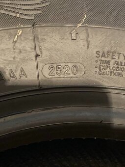 Pneumatiky 2x zimní nové a 2x letní 225/70R 15C - 4