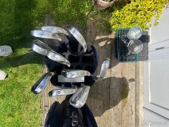 Golfový set želez s begem pro Leváky i praváky - 4
