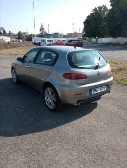 Alfa romeo 147 1.9jtdm - 4