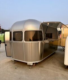 Foodtruck - Airstream - Foodtrailer - 4