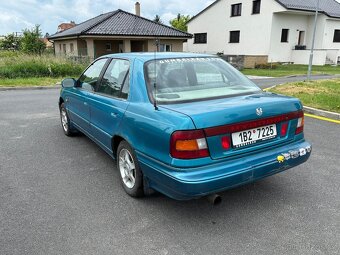 Hyundai Lantra 1.6 1995 84 kW - 4