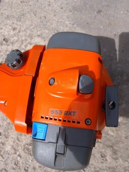 Prodám Křovinořez 555RXT Husqvarna - 4
