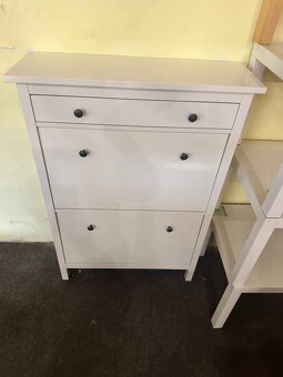 2 Pěkné 3 šuplíkové botníky Ikea Hemnes cena je za 1 kus - 4