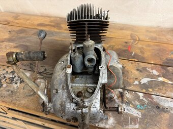 ČZ 150 motor - 4