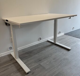 Pracovní / psací stůl 120 x 80 cm - 4