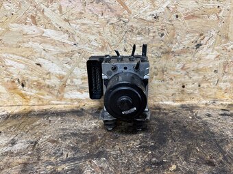 ŘÍDICÍ JEDNOTKA ABS VW TOUAREG 7P 7P0614517M - 4