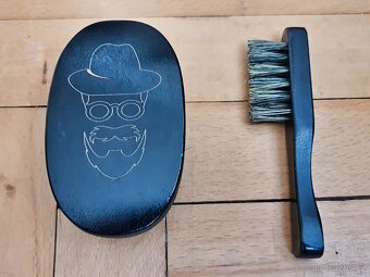 Dárek pro vousáče - set Moustache - 4