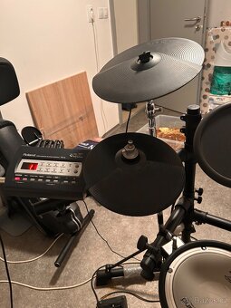 Prodám elektrické bicí - 4