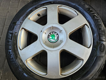 ALU letní kola VEGA orig Škoda 5x112 Octavia II R16 - 4