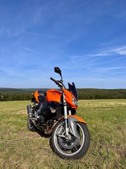 Kawasaki Z1000 - 4