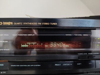 Tuner Onkyo T-9990, MANUÁLY A DÁLKA - 4