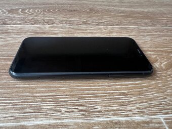 iPhone XR 128GB černý - 4