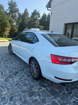 Škoda Superb 2.0 tdi - 4