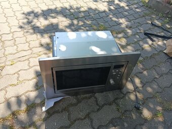 Mikrovlnná trouba Baumatic BMM174SS - 4